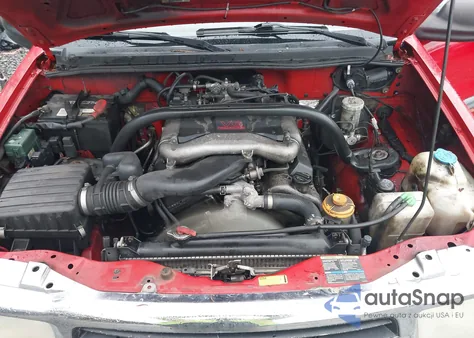 2003 Chevrolet Tracker Hard Top Base из США, поврежденный, VIN 2CNBJ134336937796